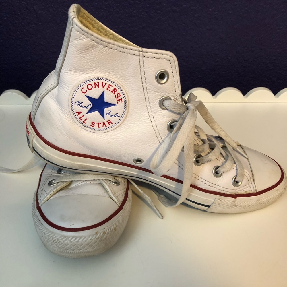 || Converse Leather High Top ||